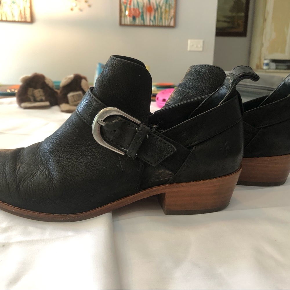 Frye Black Leather Ankle Boots size 8
